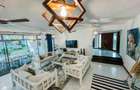 Furnished 5 Bed Apartment with En Suite at Greenwood Drive - 9