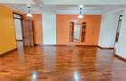 5 Bed House with En Suite in Runda - 10