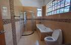 5 Bed House with En Suite in Nyari - 12