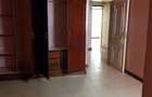 5 Bed Townhouse with En Suite at Valley Arcade - 7