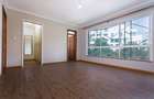 3 Bed Apartment with En Suite in Riverside - 5