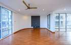 4 Bed Apartment with En Suite at Greenwood Drive - 4