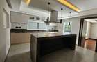 5 Bed House with En Suite in Runda - 7