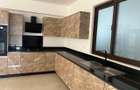 2 Bed Apartment with En Suite in Rhapta Road - 4