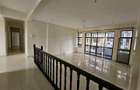 3 Bed Apartment with En Suite at Greenwood Dr - 4