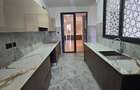 3 Bed Apartment with En Suite at Riverside Drive - 8