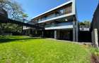 7 Bed House with En Suite in Kitisuru - 11
