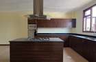 3 Bed Apartment with En Suite in Riverside - 6