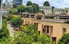 5 Bed Townhouse with En Suite in Westlands Area - 1