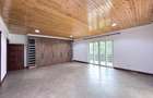 5 Bed House with En Suite at Rosslyn - 7