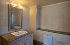 4 Bed Apartment with En Suite in Riverside - 17