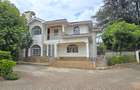 5 Bed Townhouse with En Suite at Lavington Off Convent Drive - 1