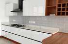 3 Bed Apartment with En Suite at City Park Drive - 15