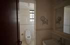 5 Bed House with En Suite in Runda - 9