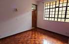 5 Bed Townhouse with En Suite at Lavington Road - 12