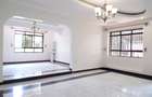 7 Bed House with En Suite at Hillcrest Road - 3