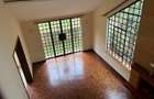 4 Bed Townhouse with En Suite in Kitisuru - 11