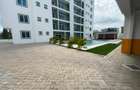 Serviced 2 Bed Apartment with En Suite at Links Road - 2