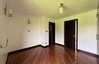 5 Bed House with En Suite in Runda - 11