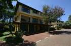 3 Bed Townhouse with En Suite at Grevellia Groove - 1
