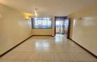 4 Bed Apartment with En Suite in Riverside - 10
