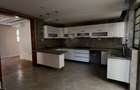 5 Bed Townhouse with En Suite in Lavington - 20