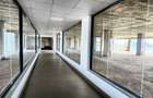 4,000 ft² Office with Service Charge Included in Riverside - 16