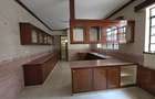 4 Bed Townhouse with En Suite in Westlands Area - 16