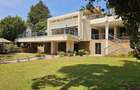 2,000 ft² Office with Service Charge Included at Kabarsiran - 2