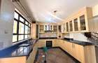 5 Bed Townhouse with En Suite in Lavington - 7