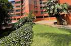 Serviced 4 Bed Apartment with En Suite in Riverside - 1