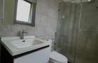 4 Bed Apartment with En Suite at Hatheru Road - 15