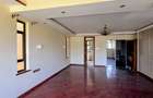 5 Bed Townhouse with En Suite in Lavington - 6