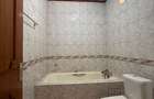 5 Bed House with En Suite in Runda - 19
