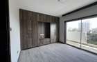 2 Bed Apartment with En Suite in Riverside - 15