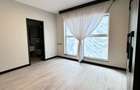 3 Bed Apartment with En Suite at Riverside Drive - 2