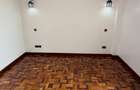 3 Bed Apartment with En Suite at Othaya Road - 6
