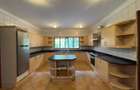 5 Bed Townhouse with En Suite in Runda - 3