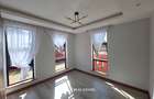 4 Bed Townhouse with Swimming Pool in Membley - 11