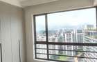 3 Bed Apartment with En Suite in Riverside - 6