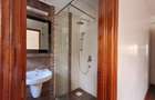 5 Bed Townhouse with En Suite in Lavington - 11