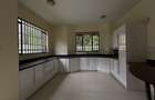 5 Bed Townhouse with En Suite at Lavington Green - 2