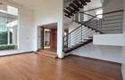 4 Bed Townhouse with En Suite in Lavington - 8