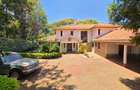 5 Bed Townhouse with En Suite at Meadows - 6
