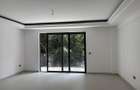 2 Bed Apartment with En Suite in Brookside - 10