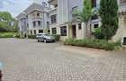 5 Bed Townhouse with En Suite at Lavington Green - 6