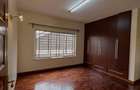 3 Bed Apartment in Westlands Area - 13