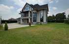 6 Bed Townhouse with En Suite in Runda - 1
