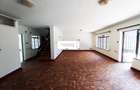 5 Bed House with En Suite in Westlands Area - 2