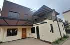 4 Bed Townhouse with En Suite at Banana Road - 20